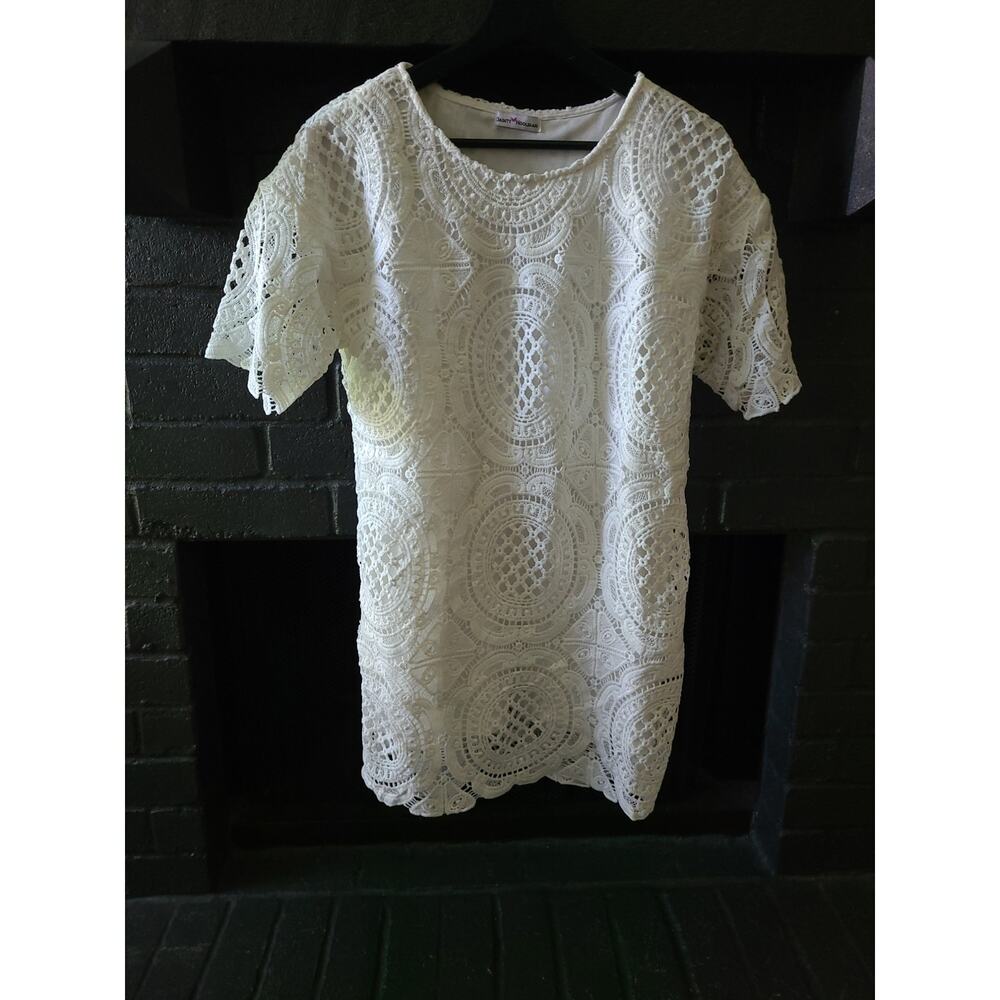 Dainty Hooligan White lacey mini shift shirt dress size Small
